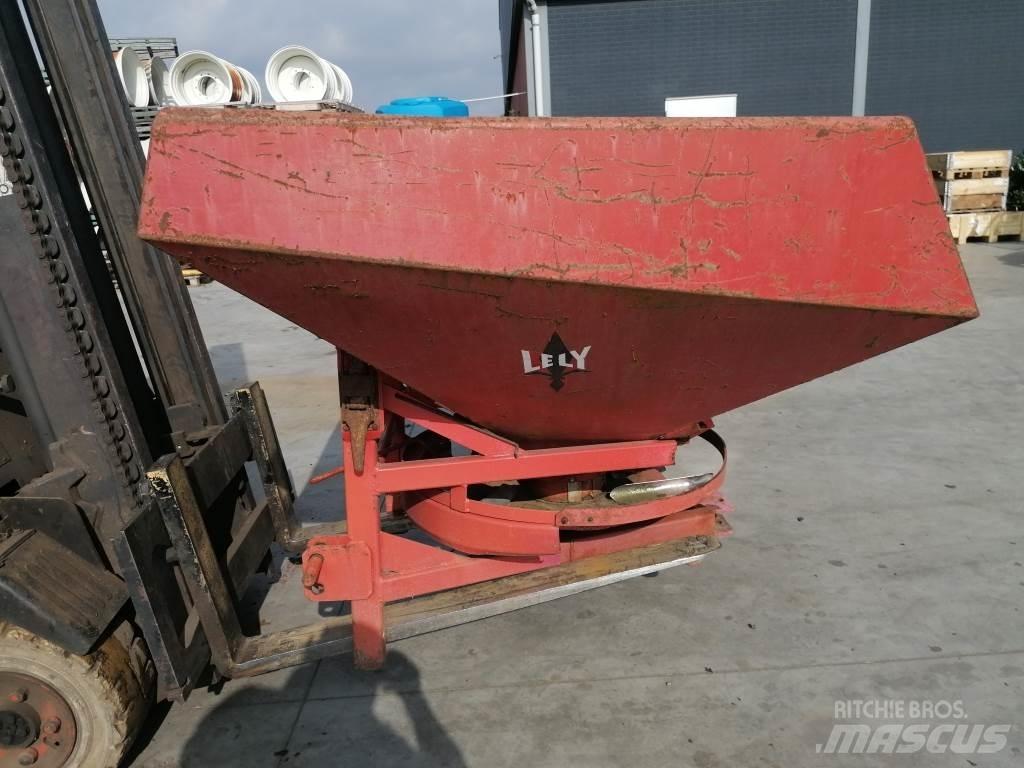 Lely 900 Farm Equipment - Others