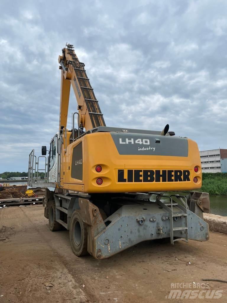 Liebherr LH40M Waste / Industry Handlers