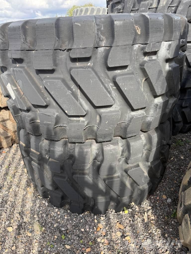 Goodyear 750/65R25 Tires, wheels and rims