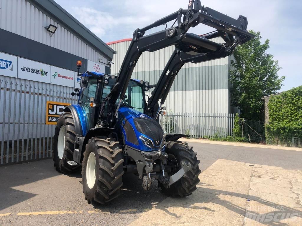 Valtra G 125 Tractors