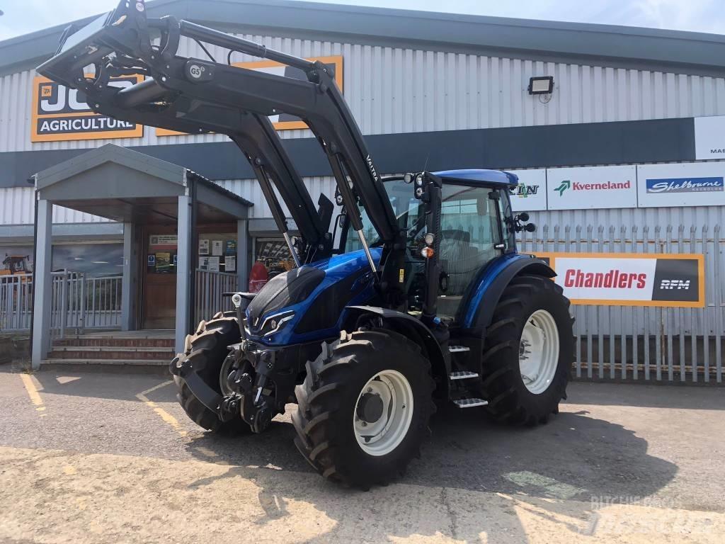 Valtra G 125 Tractors