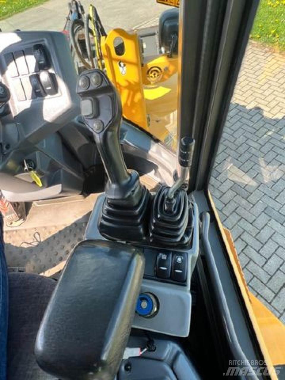 Volvo L30G Wheel Loaders