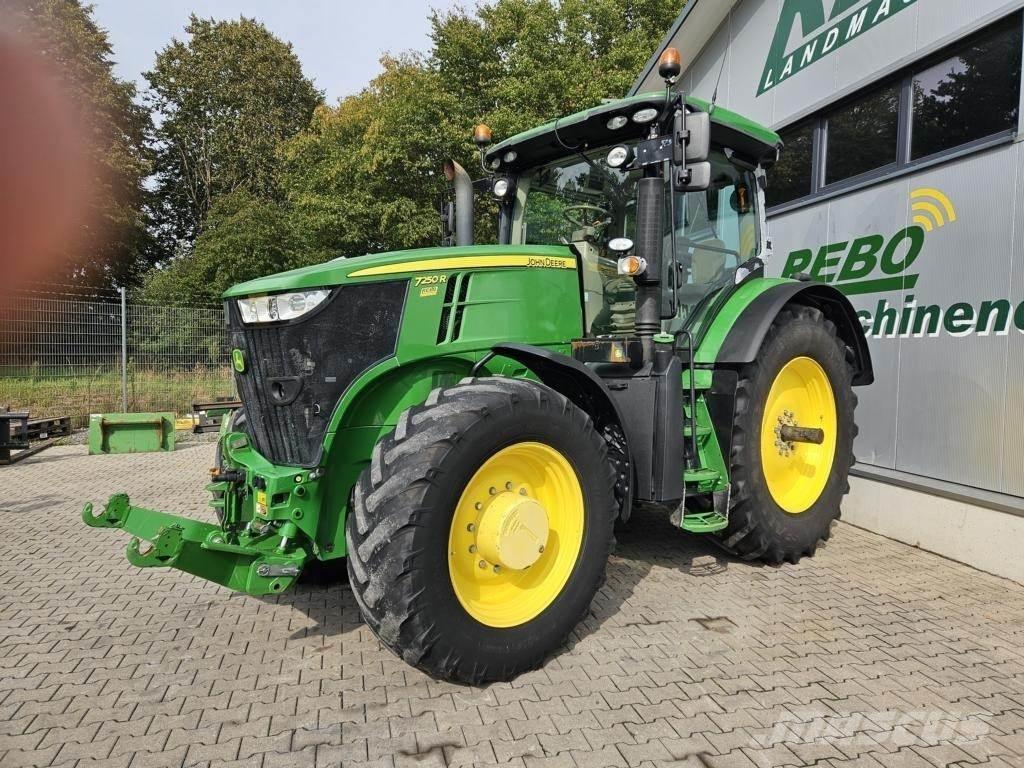John Deere 7250R Tractors