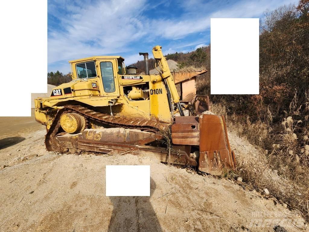 CAT D 9 N Crawler dozers