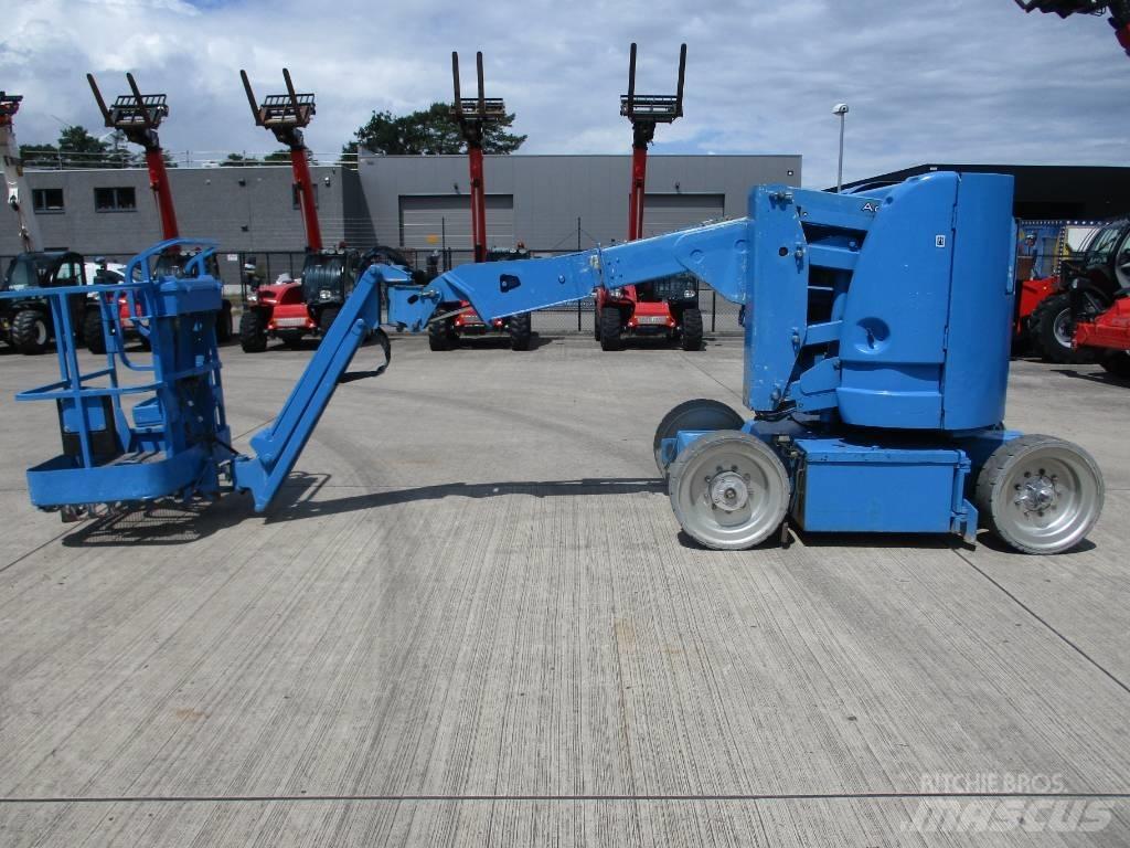 JLG E 300 AJP (180) Articulated boom lifts