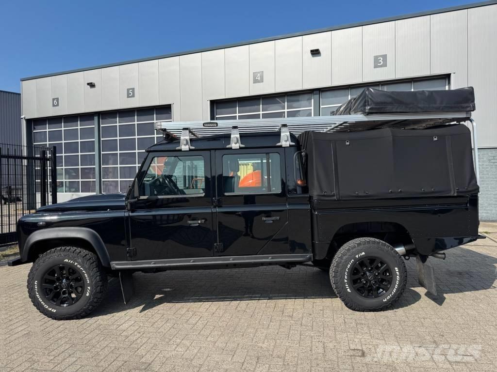 Land Rover Defender Automobiles / SUVS