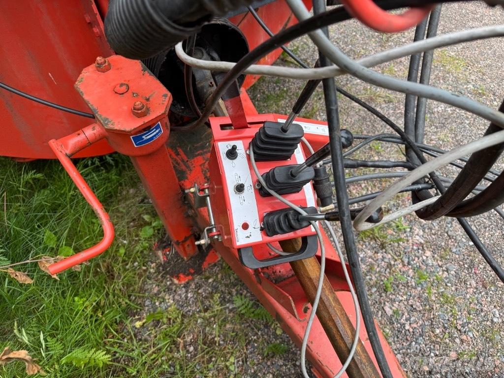 Kuhn Primor 3560 Shredders
