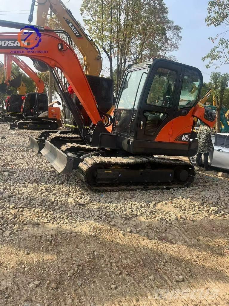 Doosan DX 60 Mini Excavators <7t (Mini Diggers)