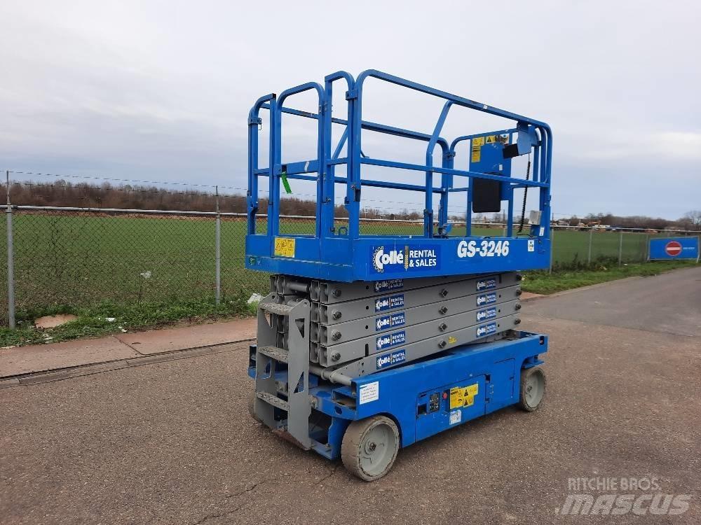Genie GS 3246 Scissor Lifts