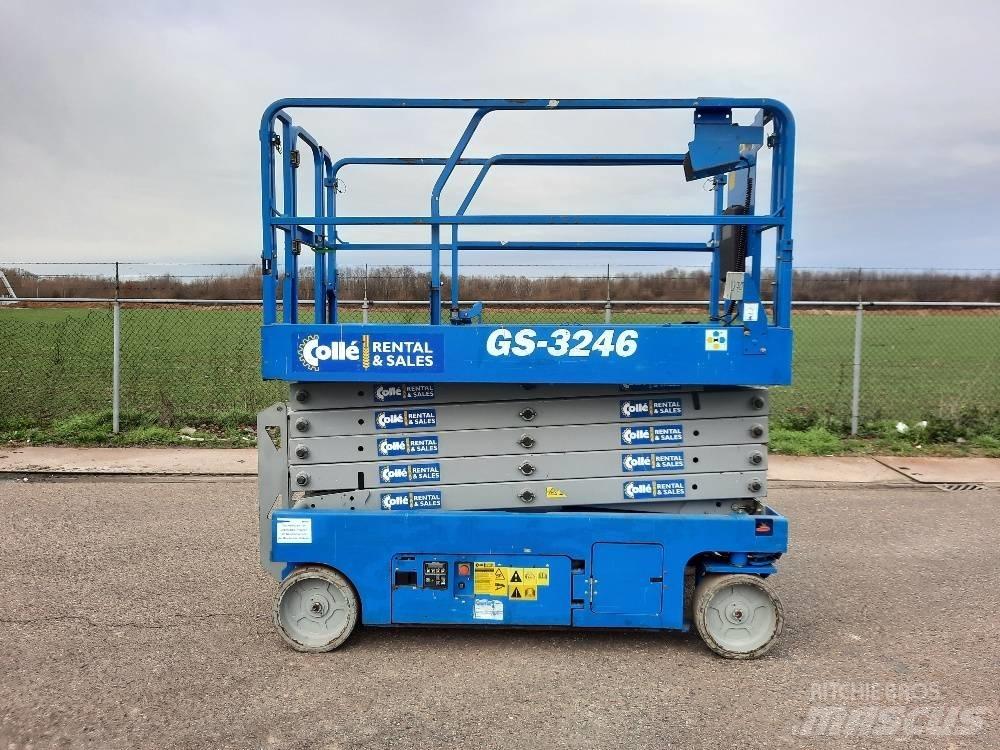 Genie GS 3246 Scissor Lifts