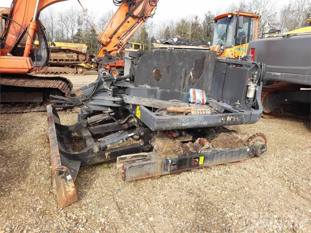 Terex TC85 Tractors
