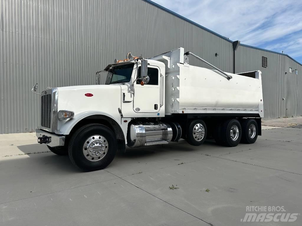 Kenworth 367 Dump Trucks