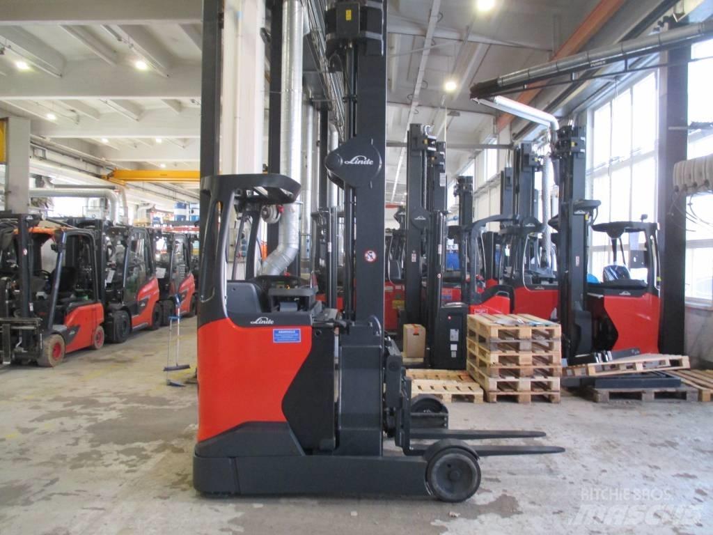 Linde R20 Reach trucks
