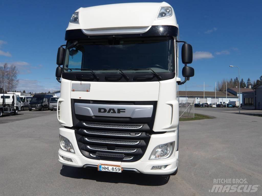 DAF XF 530 6x2 Conventional Trucks / Tractor Trucks