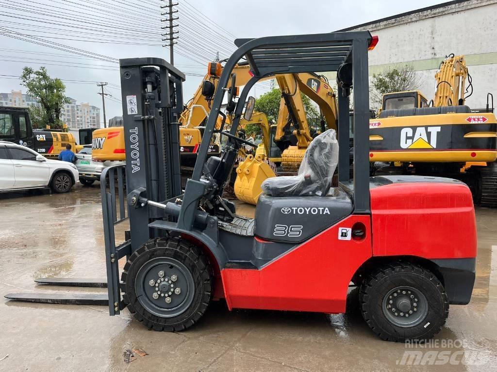 Toyota FD 35 Diesel Forklifts