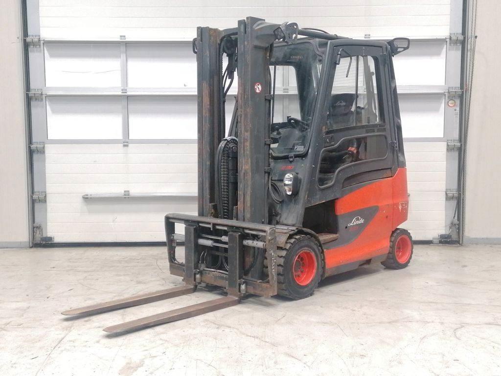 Linde E30H-01/600 Electric Forklifts