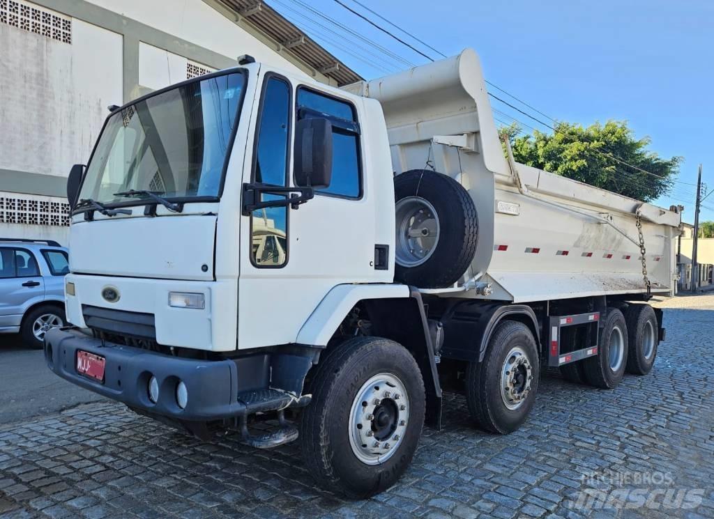 Ford 2628 Dump Trucks