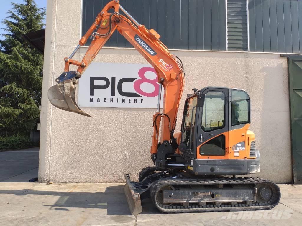 Doosan DX 85 R-3 Mini excavators  7t - 12t