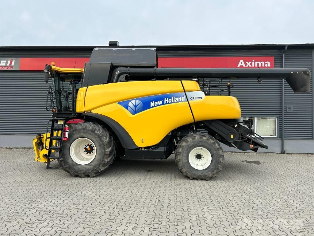 New Holland CR 9080 Combine Harvesters