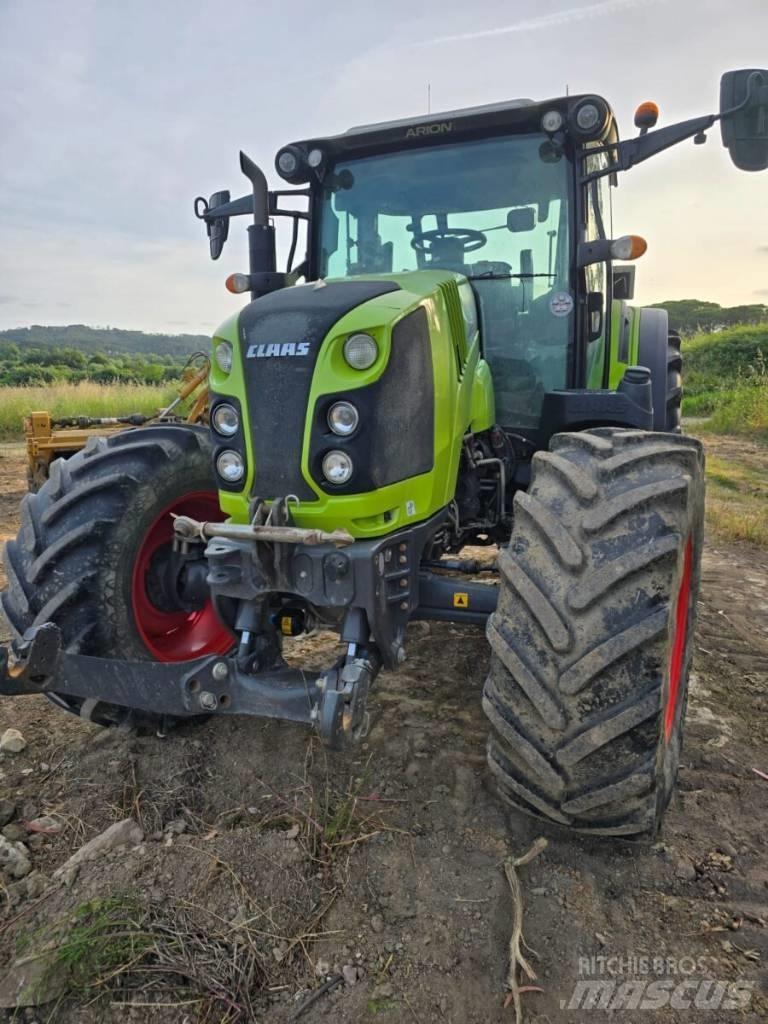 CLAAS Arion 460 Tractors