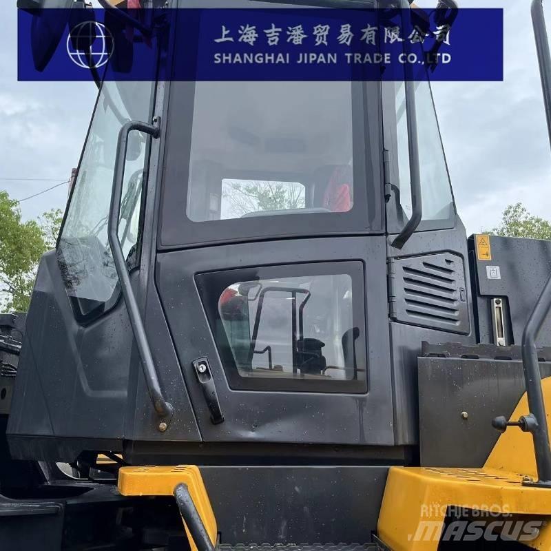 LiuGong CLG 870 H Wheel Loaders