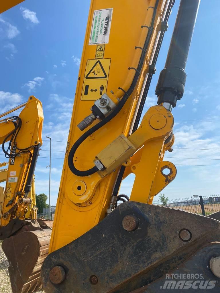 JCB 220 Crawler Excavators