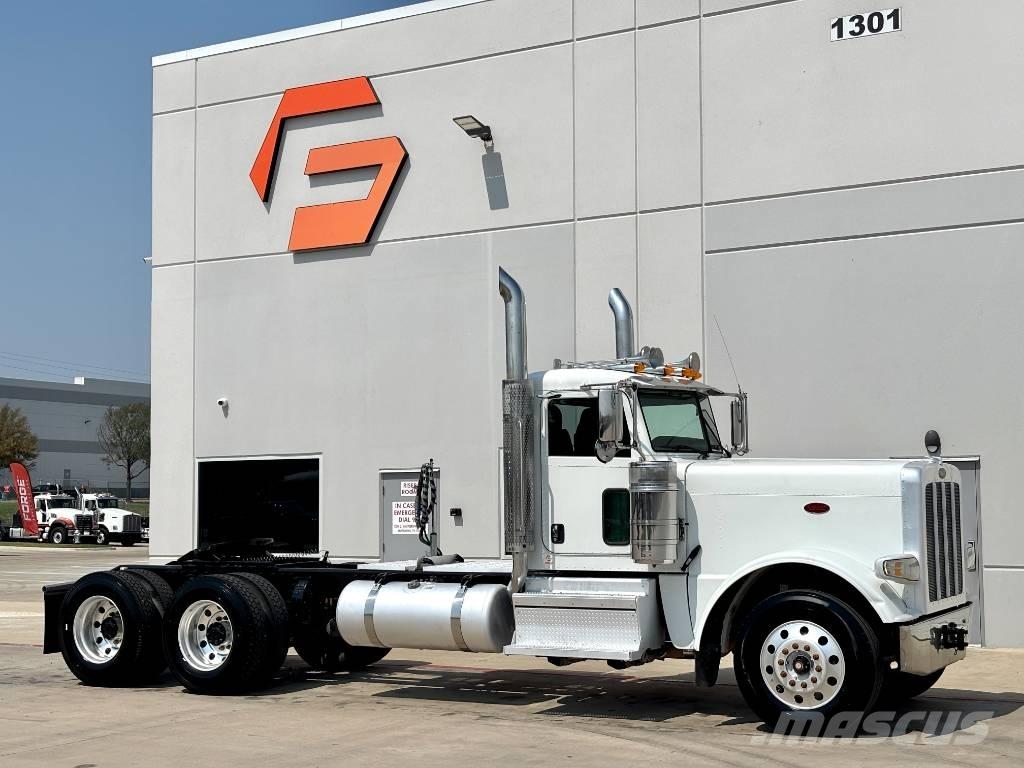Peterbilt 389 Conventional Trucks / Tractor Trucks