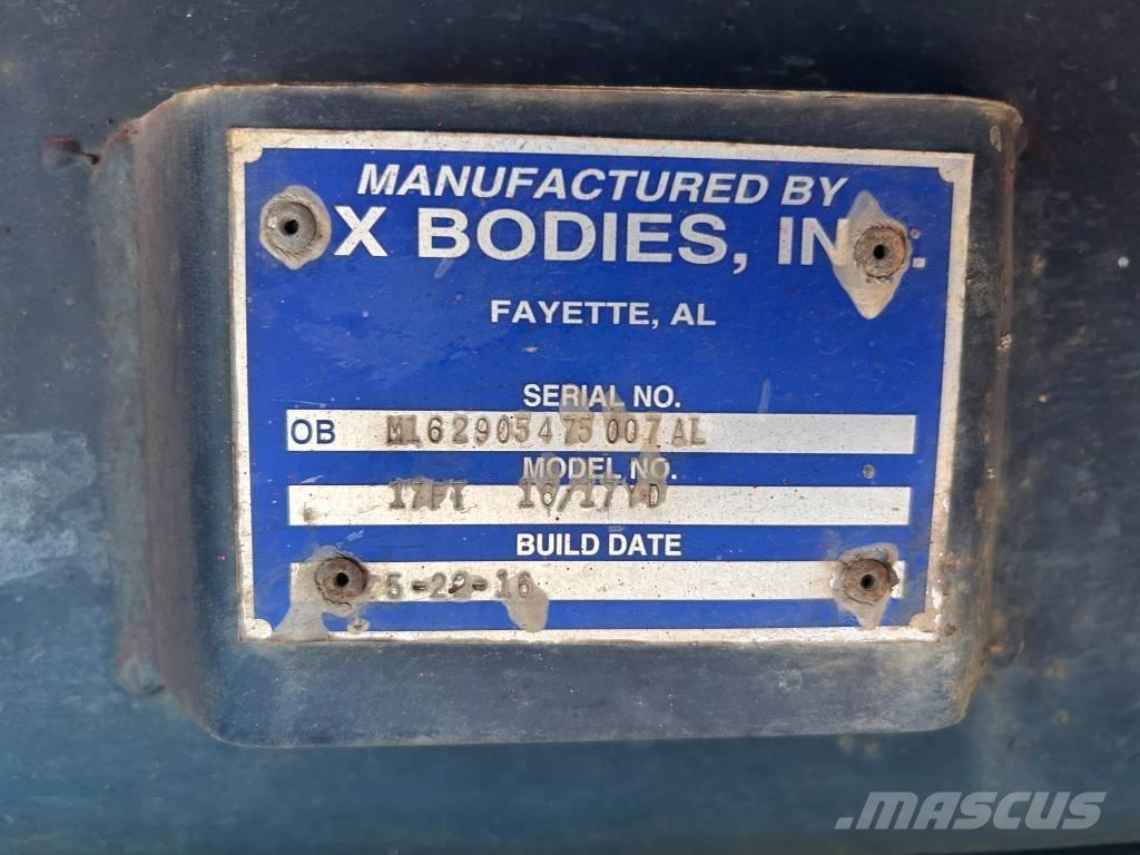 Mack Granite GU 713 Dump Trucks