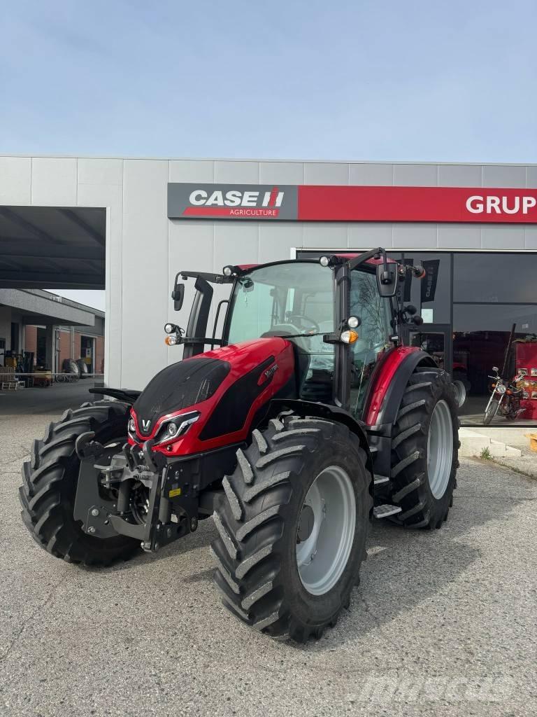 Valtra G 115 Tractors