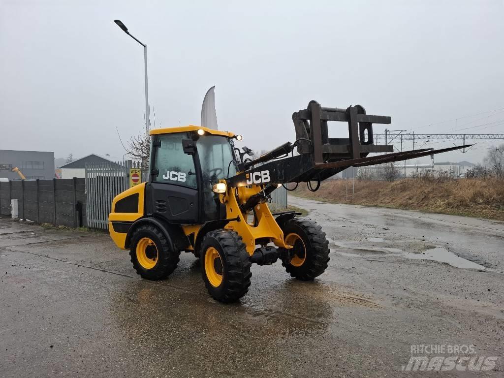 JCB 406 Wheel Loaders