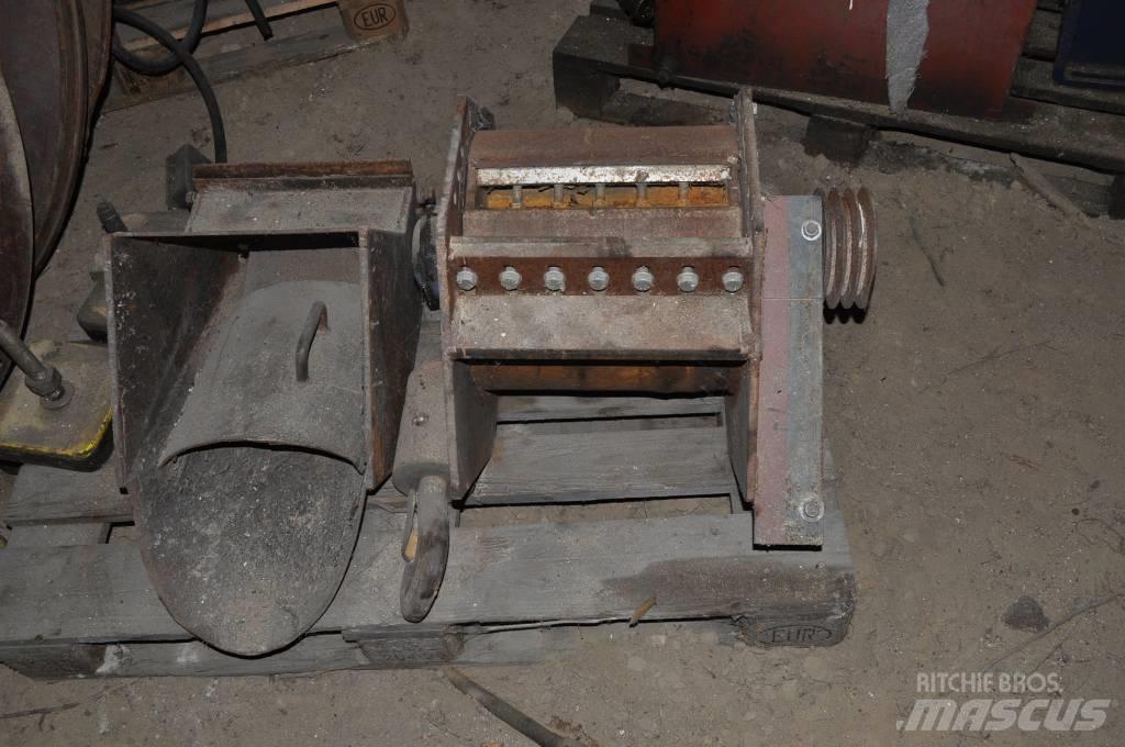  Rębak taśmowy Slasher Saws