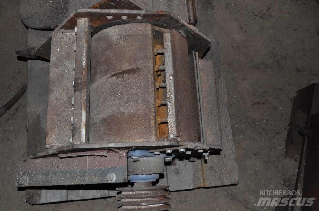  Rębak taśmowy Slasher Saws