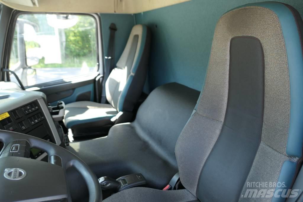 Volvo FM330 4x2 Reefer Trucks