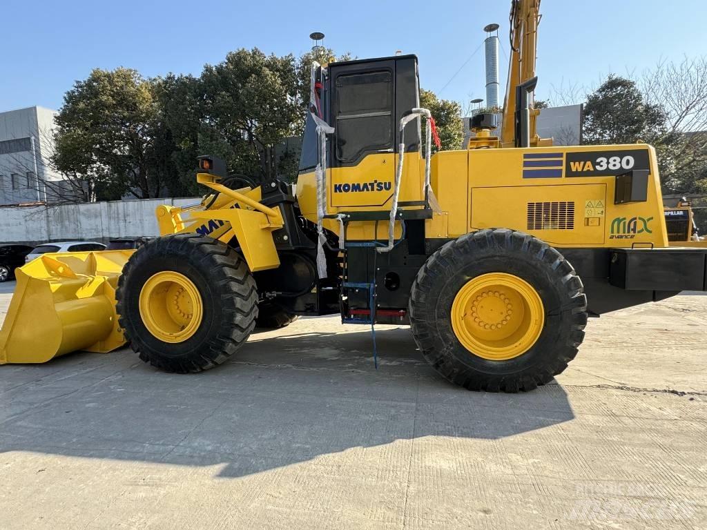 Komatsu WA380-6 Wheel Loaders