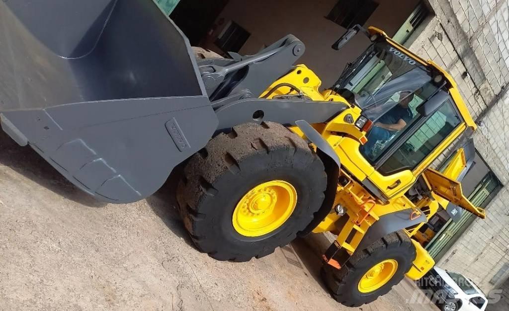 Volvo L 90 F Wheel Loaders