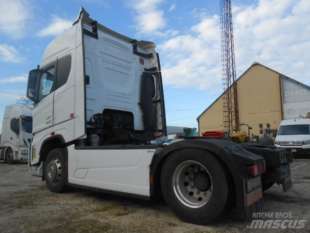 Ford F-Max 500 4x2 Conventional Trucks / Tractor Trucks