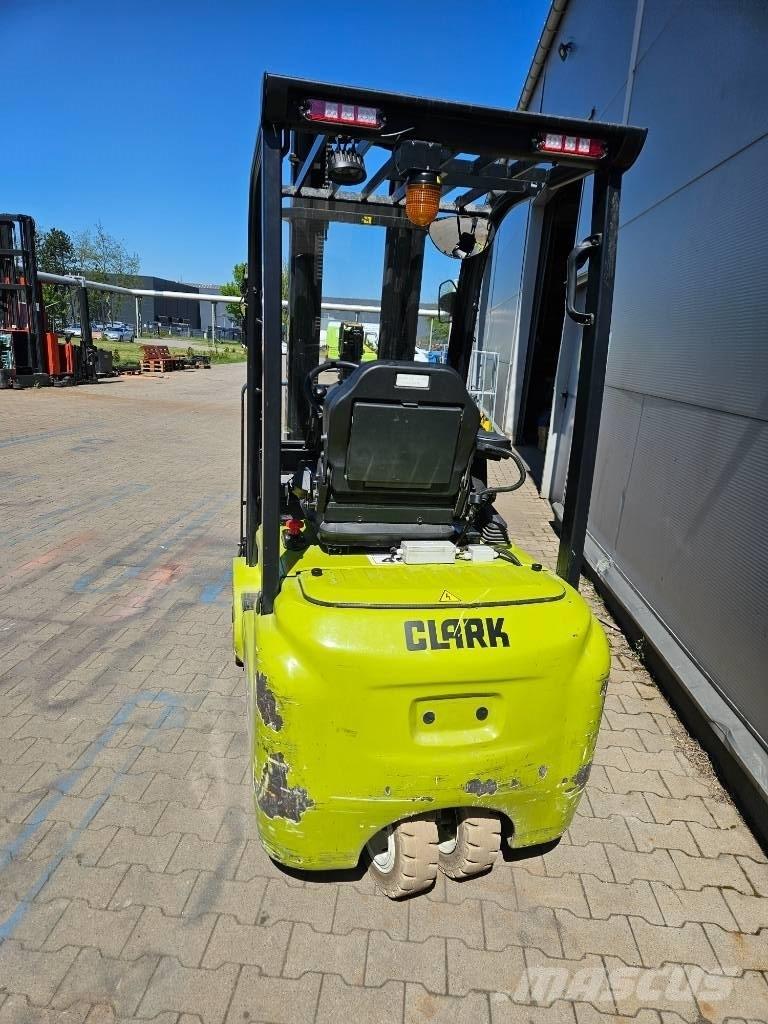 Clark GTX 18 Electric Forklifts