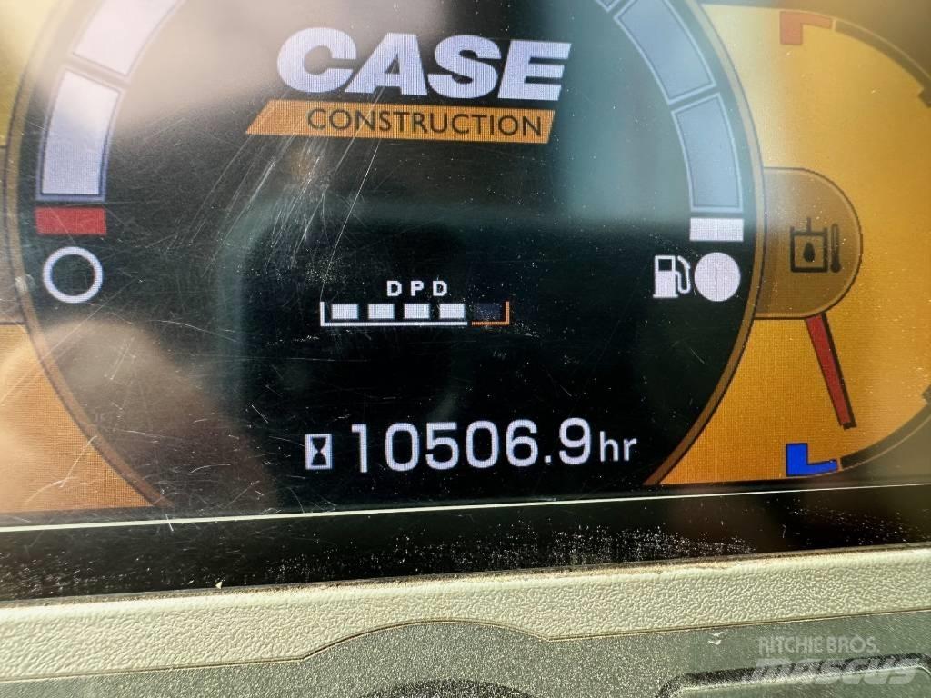 CASE CX 235 C SR Crawler Excavators