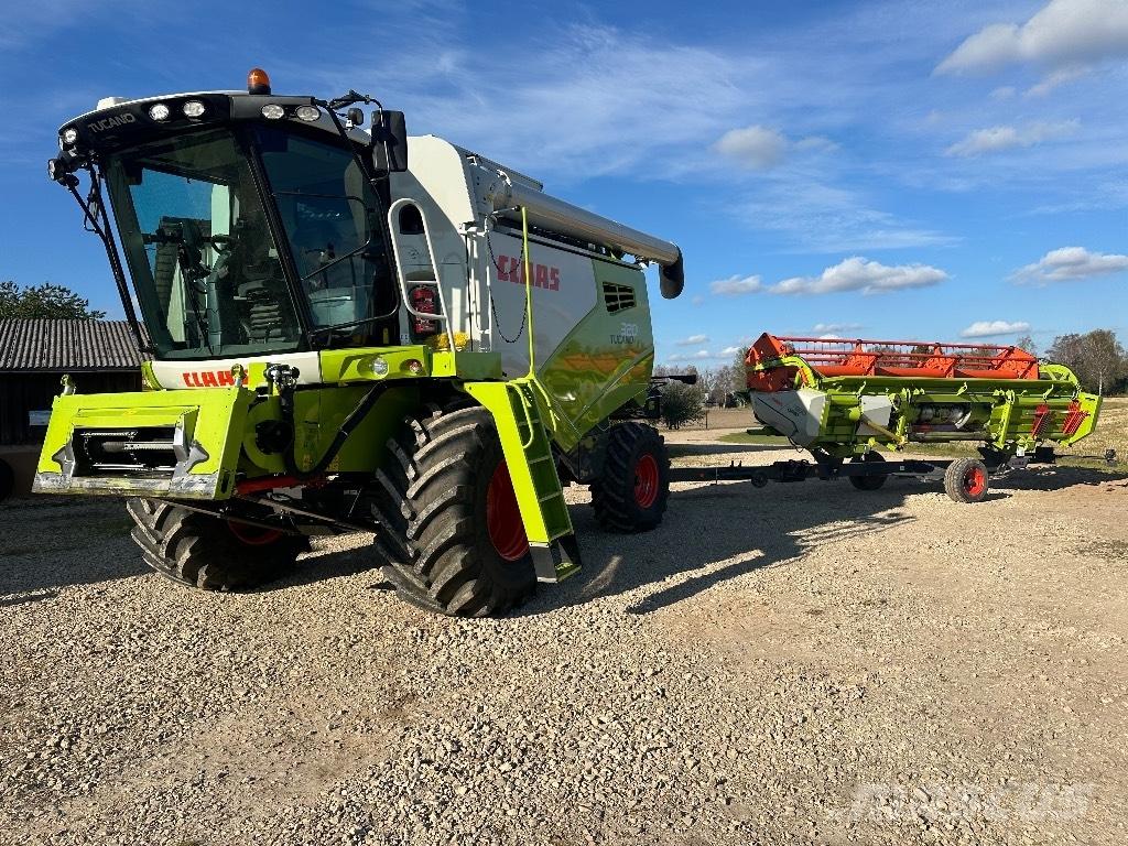 CLAAS Tucano 320 Combine Harvesters