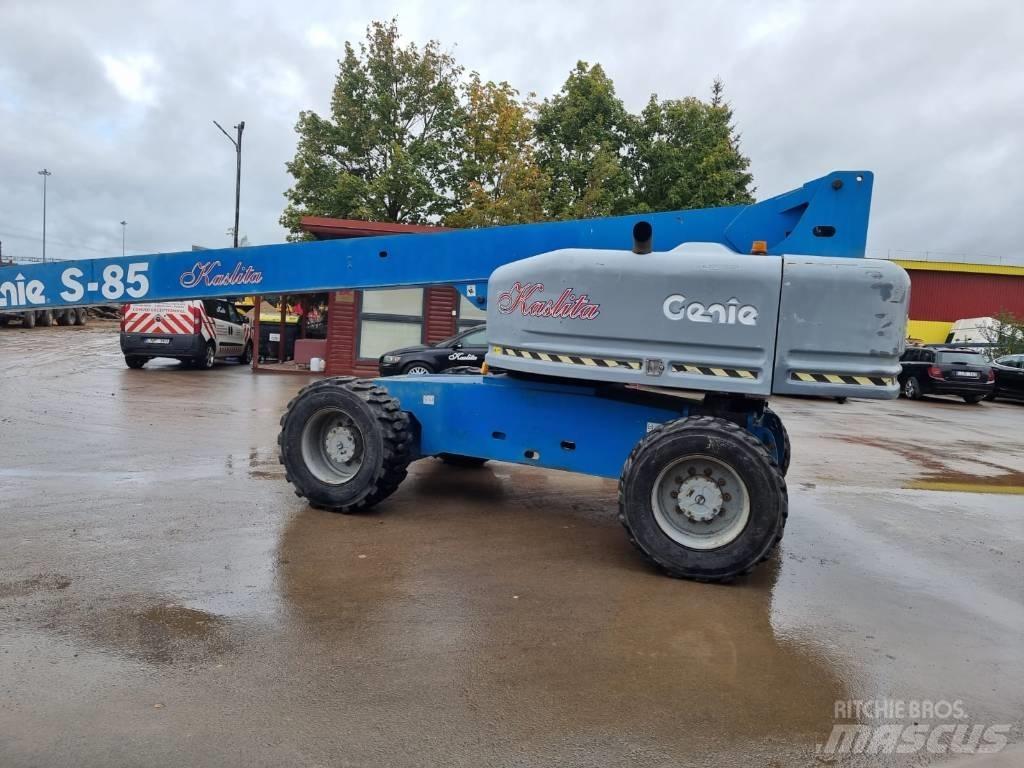 Genie S 85 4WD Telescopic boom lifts