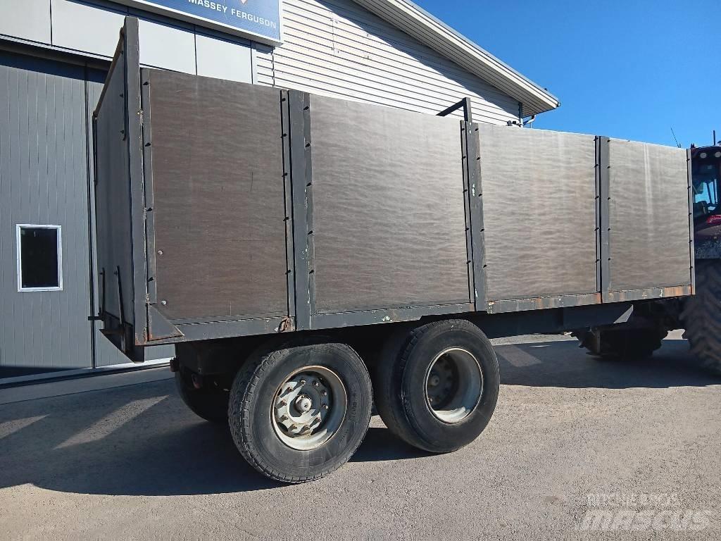  15 Tip Trailers