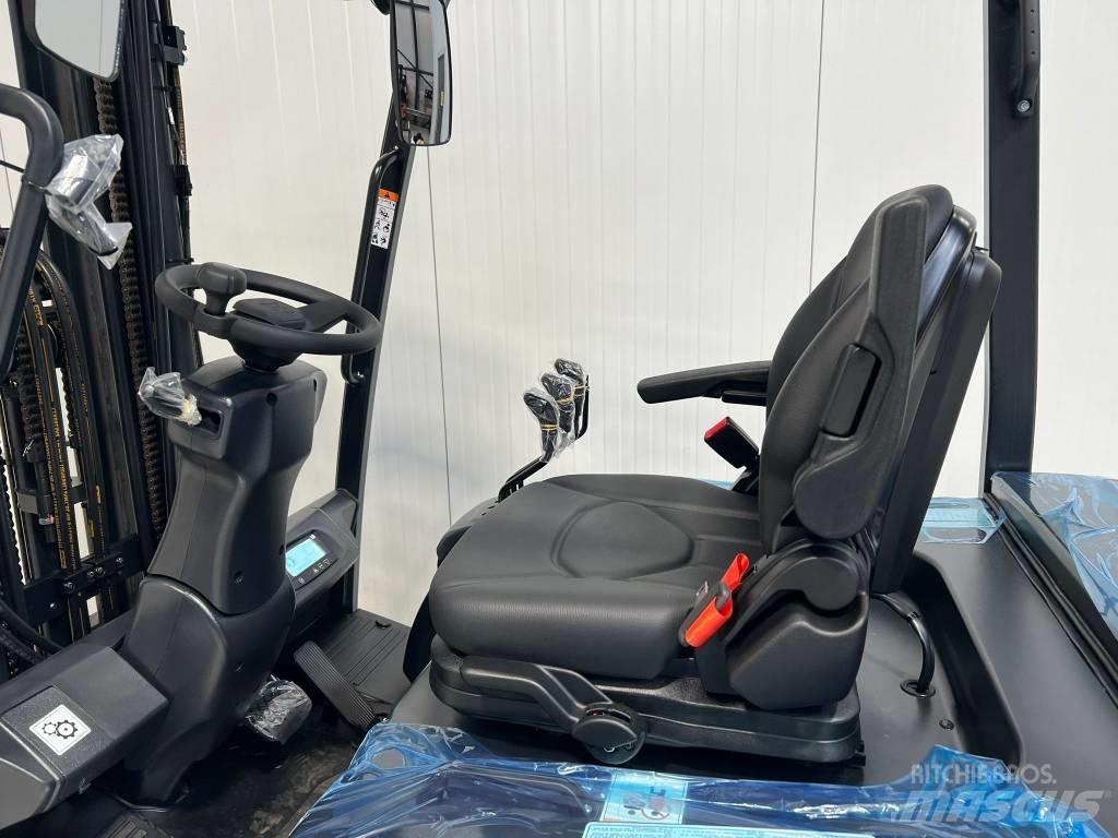 Bobcat B20T-7 PLUS Electric Forklifts