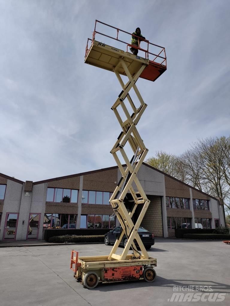 JLG 2646 E 3 Scissor Lifts