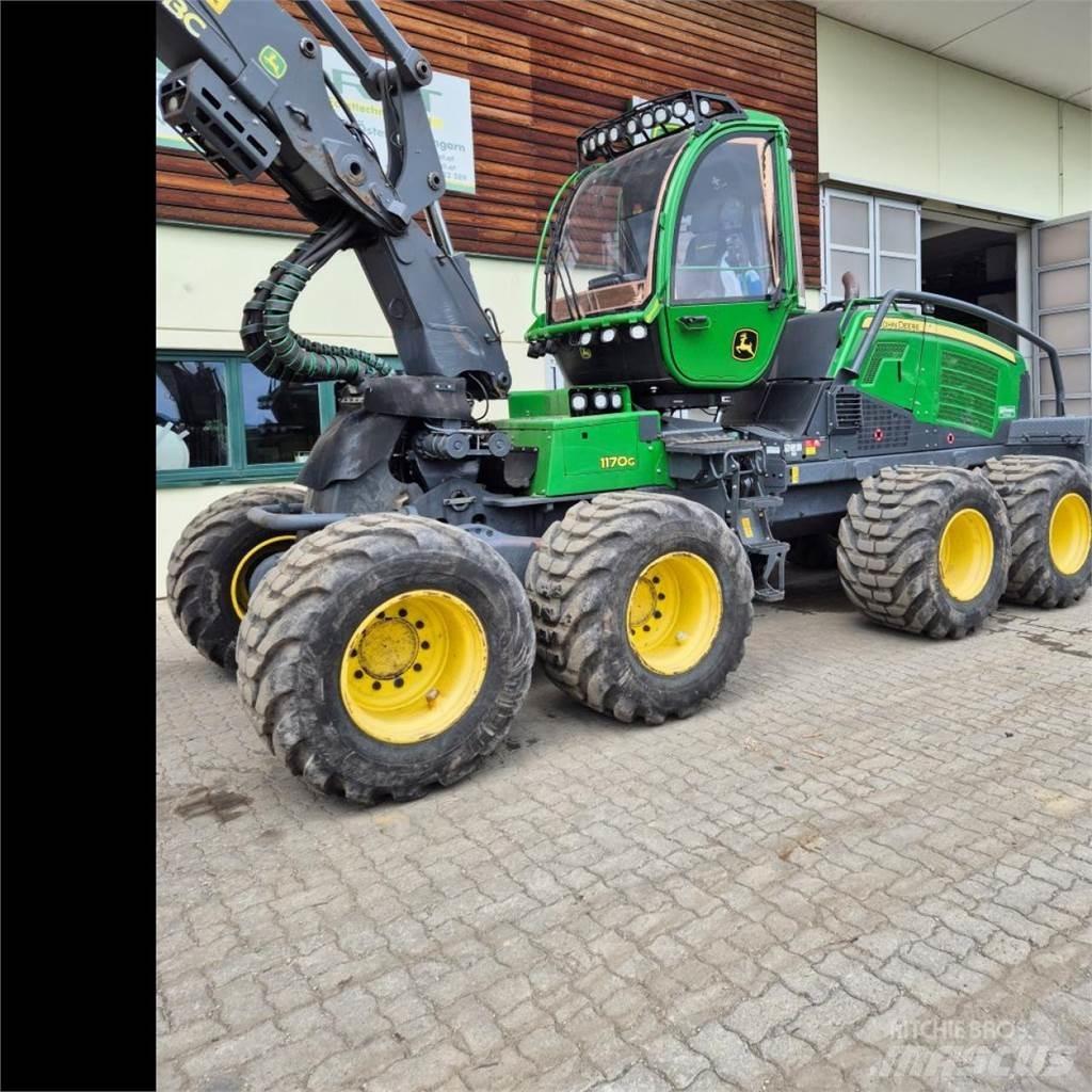 John Deere 1170 G Harvesters