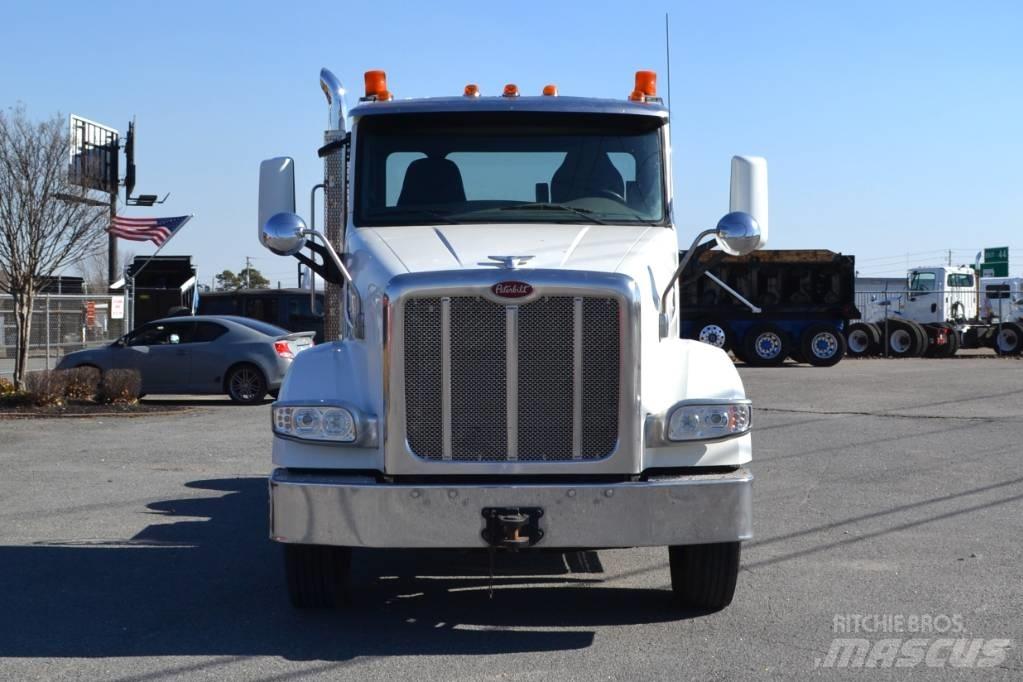 Peterbilt 567 Conventional Trucks / Tractor Trucks