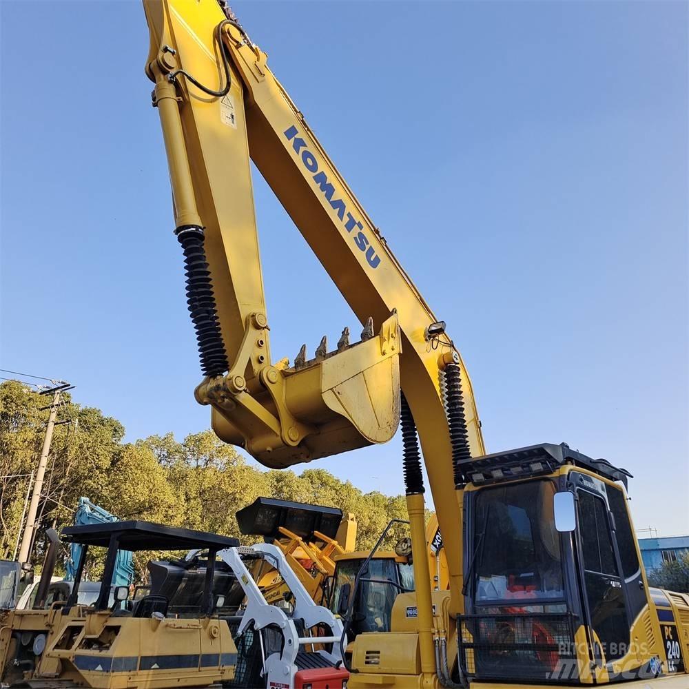Komatsu PC 240 Crawler excavators