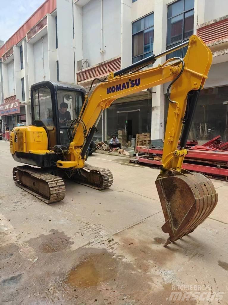 Komatsu PC 35 R-8 Mini Excavators <7t (Mini Diggers)