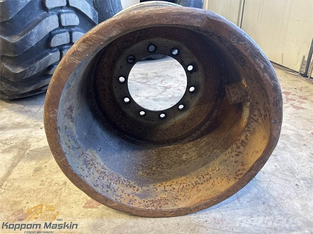 Valmet 890 24x26,5 Tires, wheels and rims
