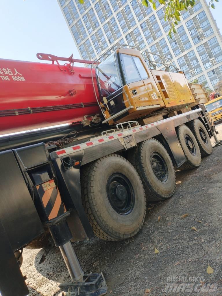 Sany STC 3000 Mobile and all terrain cranes