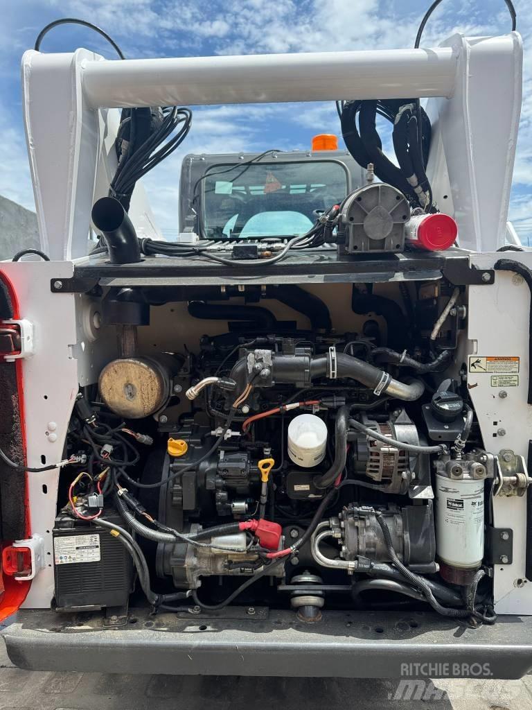 Bobcat T 740 Skid Steer Loaders
